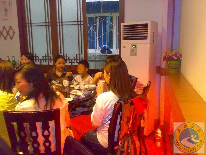 都是美女的背影.jpg