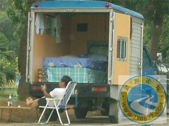 搞笑车.jpg
