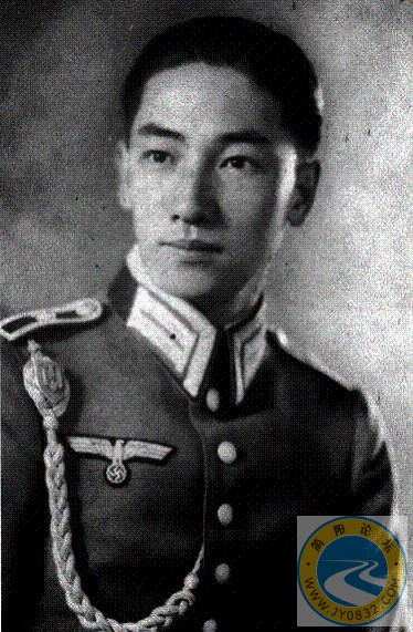 蒋经国.jpg