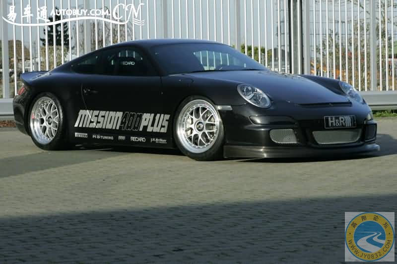  >250mph(402.5km/h)在2006年的Essen改装展中，欧洲著名的悬架改装品牌H&R与Jurgen Alzen Motors ..
