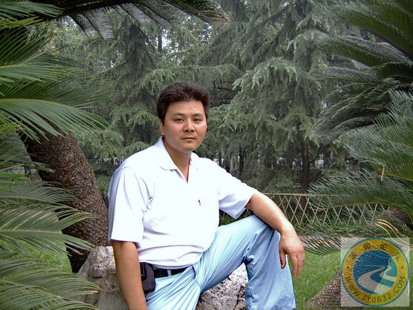 我的近照.jpg