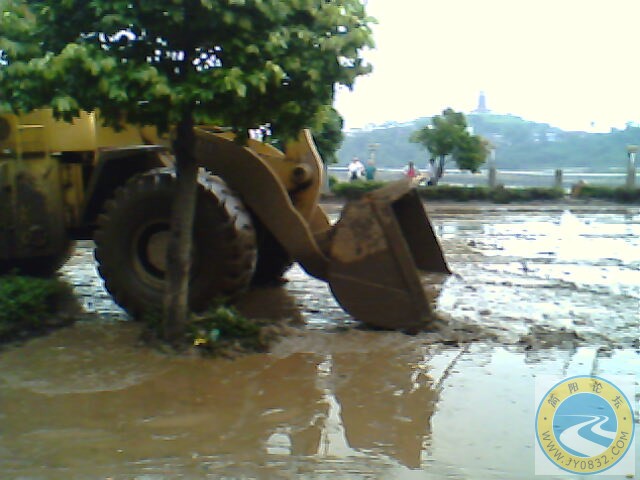 IMG0023A.jpg