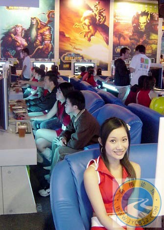 见过如此“牛”的网吧吗？！５.jpg