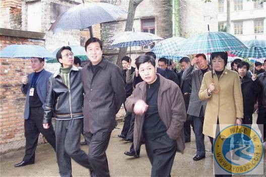 内地公务员也比美国牛