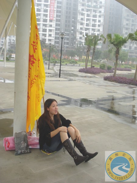 DSC00055天国的妖精终于呐喊抗议了.jpg