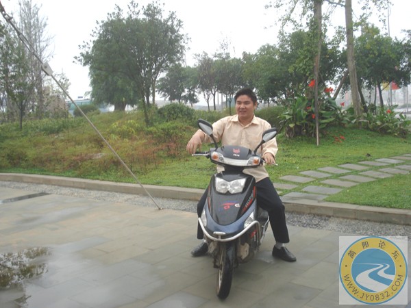 DSC00067我是我（足球）赶来了.jpg