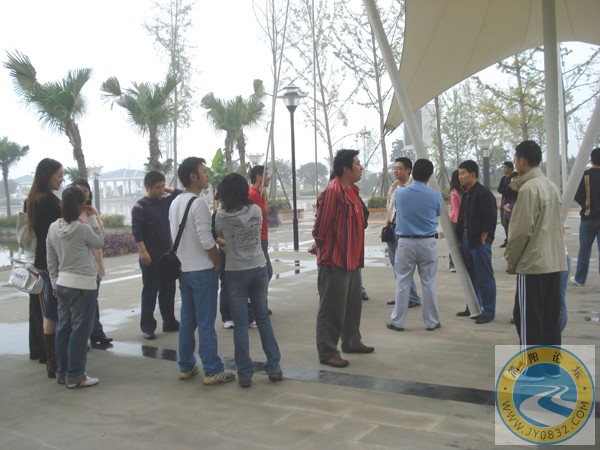 DSC00050部分先到的会员.jpg