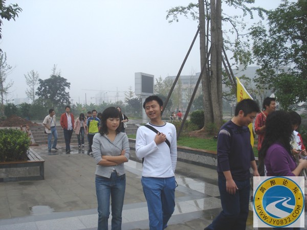 DSC00068大家开始向目的地出发了.jpg