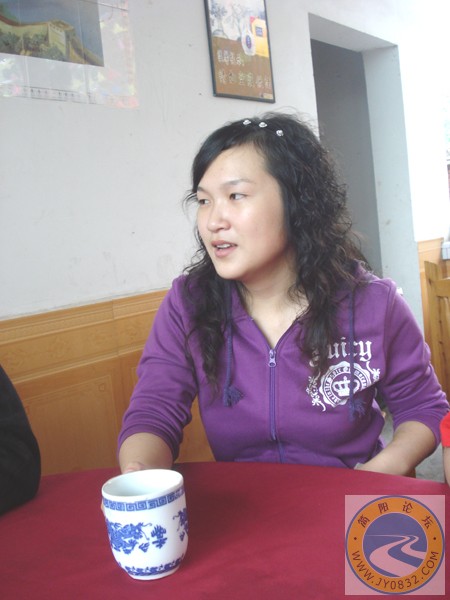 DSC00100加了冰的红茶.jpg