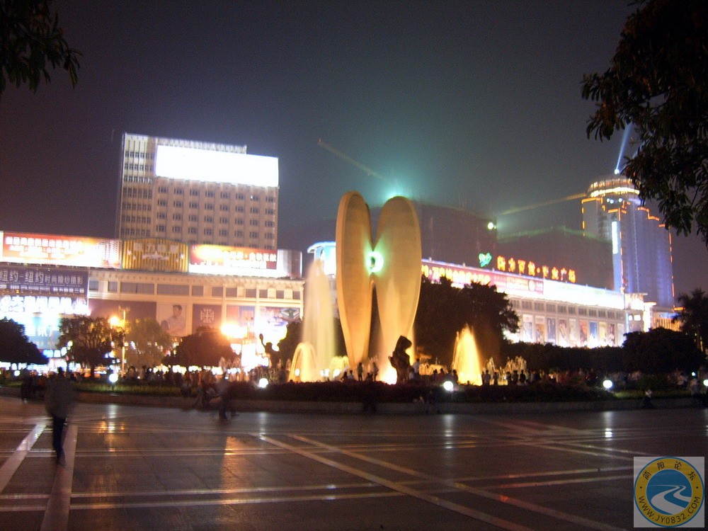 南珠魂雕塑.jpg