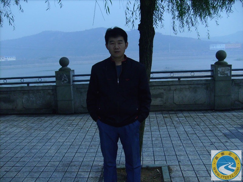 10月23日简阳沱江边.jpg
