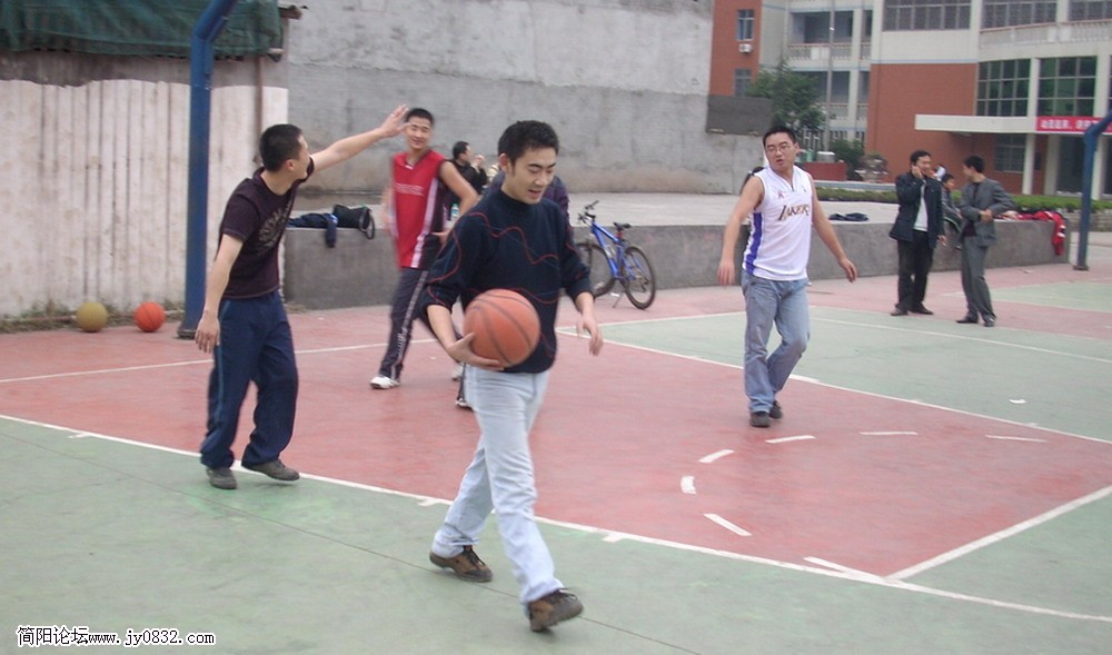 你们争，反正我发球.jpg