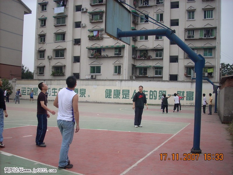 球飞了.jpg