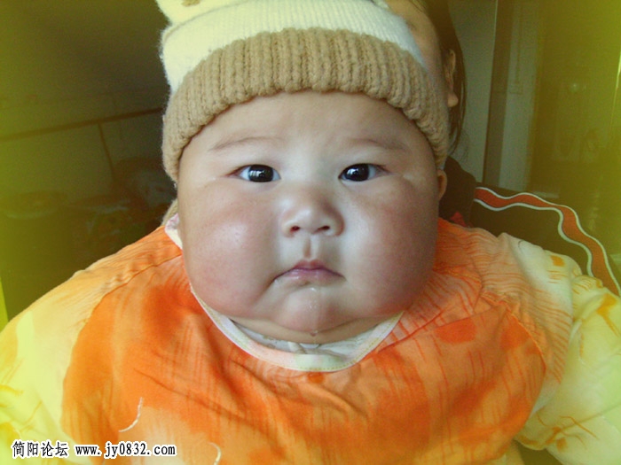 再过六天我就五个月了.jpg