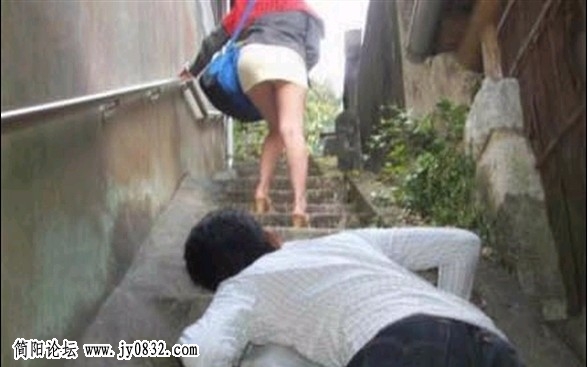 7偷看.jpg