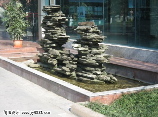 石头.jpg