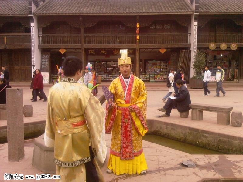 在看啥子.jpg