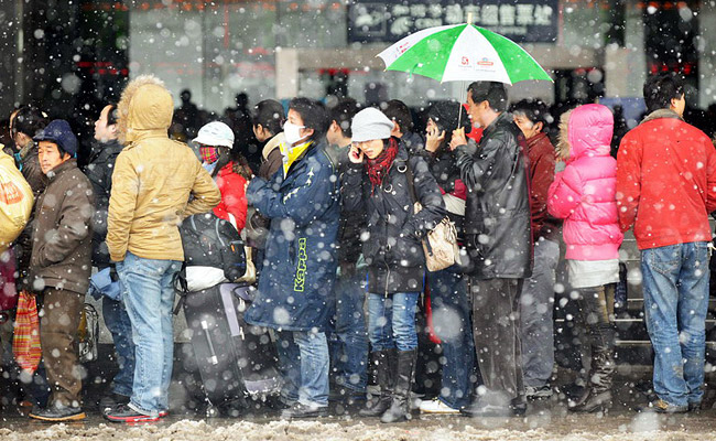 雪雨中人们你们在哪里?