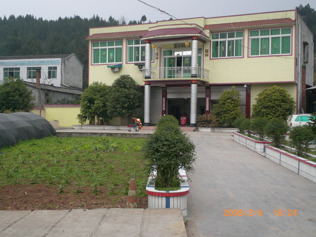 农村小院.jpg