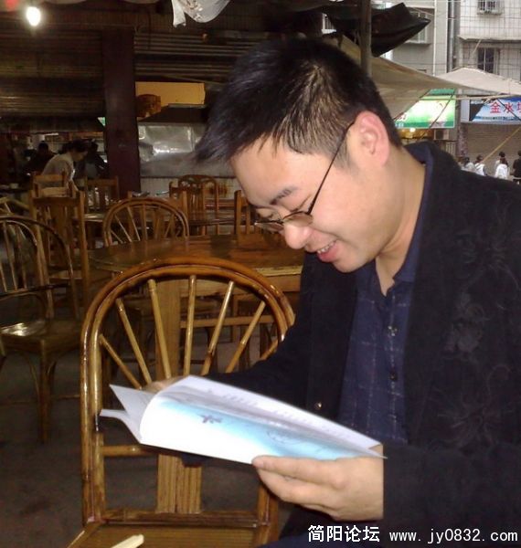 爱学习的好孩子.jpg