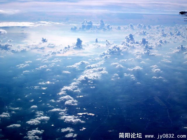 从天上看下面，挺美的~