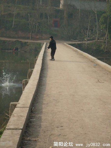 绛溪河上的公路桥