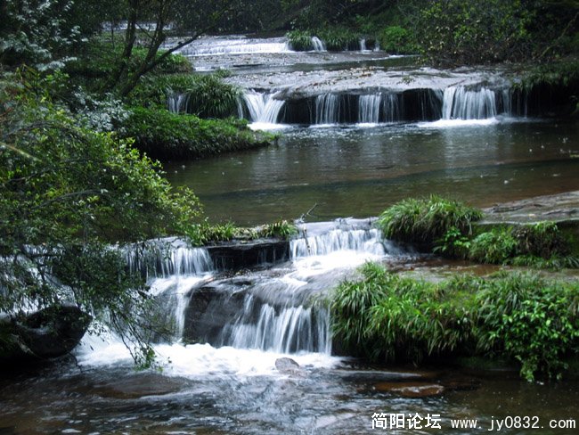叠溪瀑布.jpg