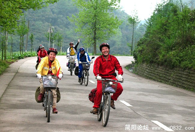 终于到天台山了.jpg