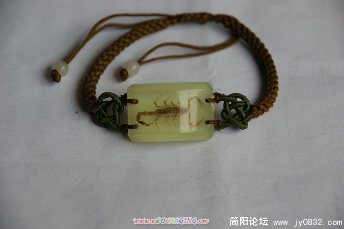 大理的毒蝎手链，带夜光
