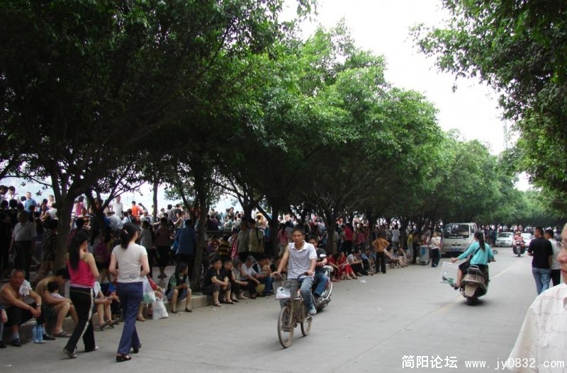 滨江路.jpg