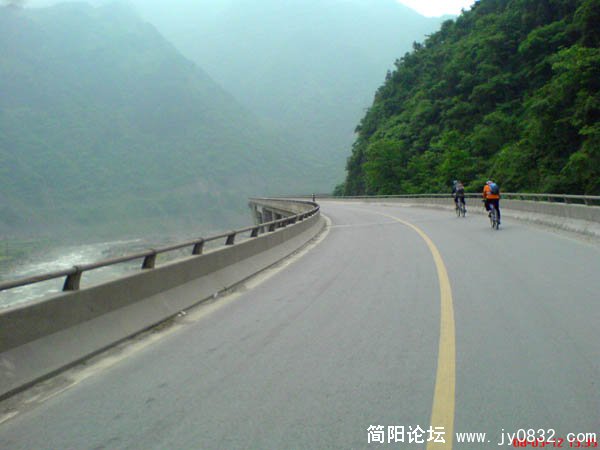 49d34b25277ed27334a80ff5.jpg