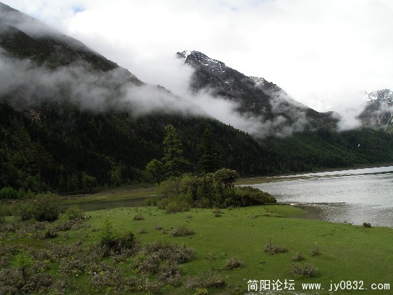 莲花湖