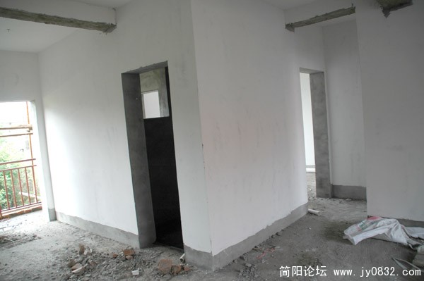 室内(已经全部抹防水涂料).JPG