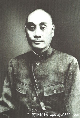 四川英杰—刘湘.jpg