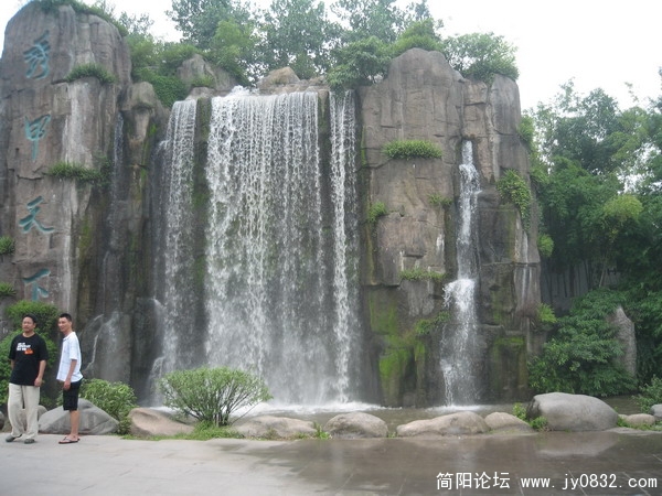 峨眉山照片 004_调整大小.jpg