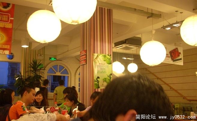 02.jpg