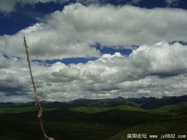 天空又暗了下来