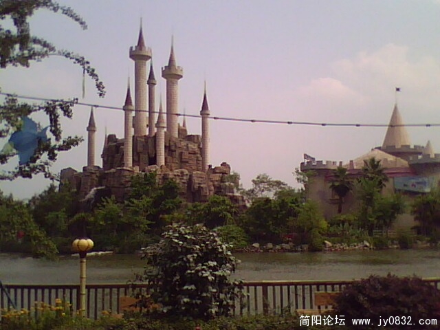 IMG0107A.jpg