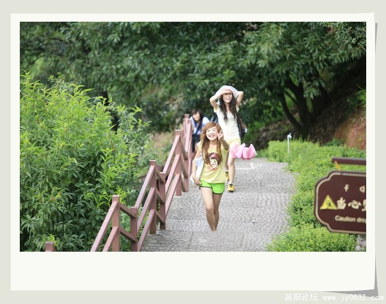 20080730_5f6faa8c5107541db32aszst87xpiazx[1].jpg