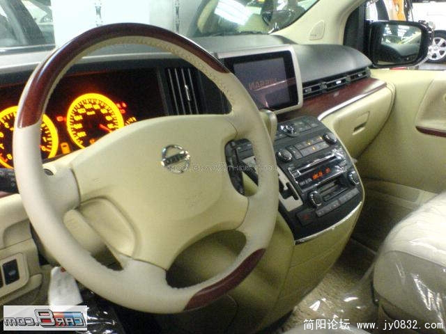 990.jpg