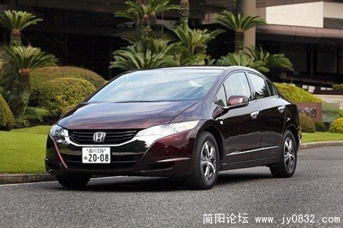 『外观设计采用燃料电池车“FCX Clarity”的理念』.jpg
