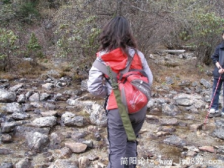 一路上有名的刀客，我们称她“大刀”