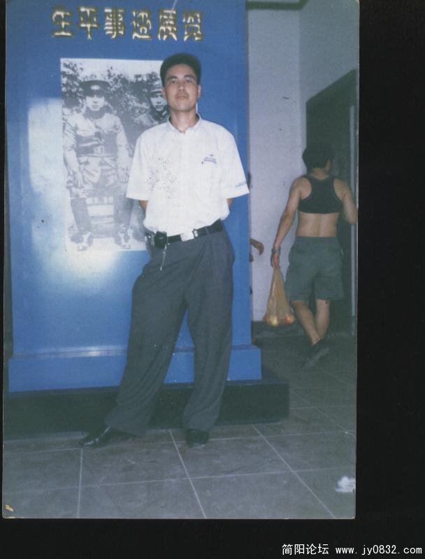 027.jpg