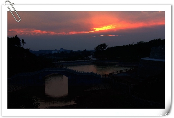 东岳山的晚霞.jpg