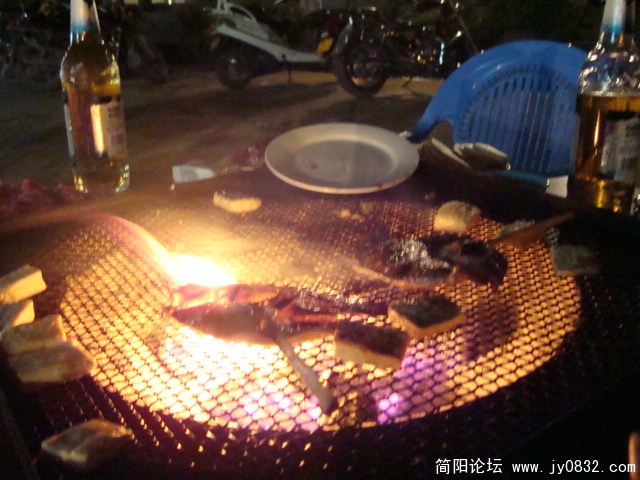 香茅草烤鱼和包浆豆腐
