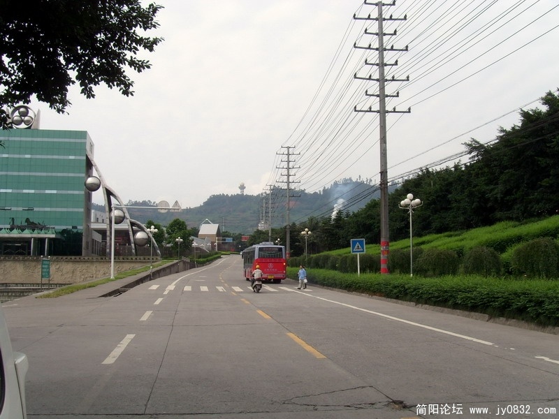 S73R1804.jpg