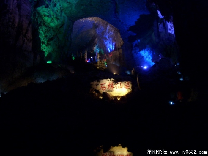 S73R2439.jpg