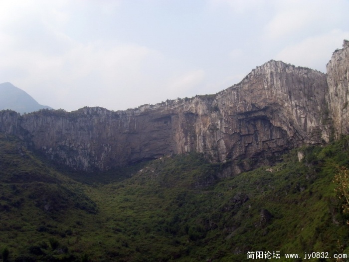 S73R2389.jpg