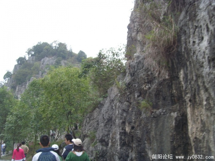 S73R2287.jpg