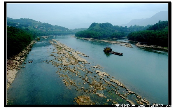 贵州赤水河1。.jpg